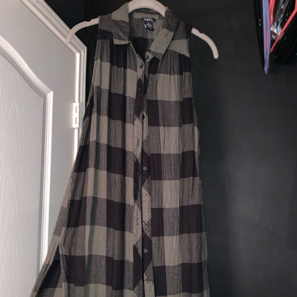 Rue21 Flannel maxi vest
